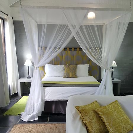 Hornbill House Self Catering Accommodation Херманус Экстерьер фото