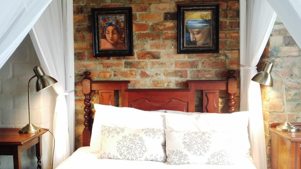 Hornbill House Self Catering Accommodation Херманус Номер фото