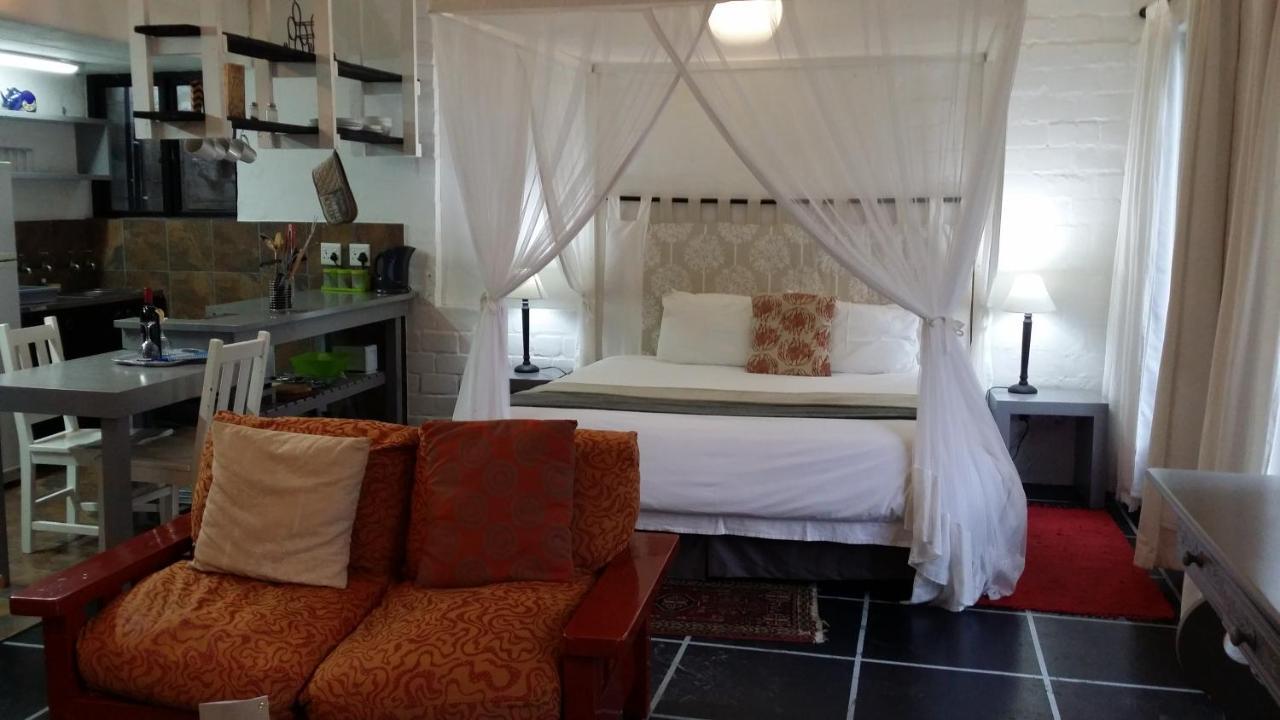 Hornbill House Self Catering Accommodation Херманус Экстерьер фото